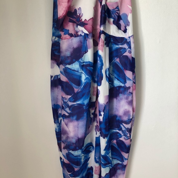 L’ATISTE BY AMY - Floral Midi Dress - Picture 6 of 6